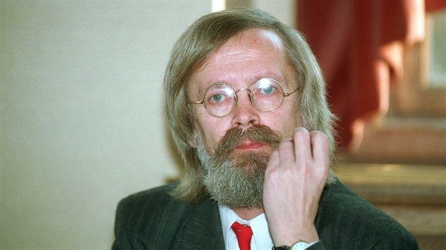 Bývalý český politik, hudebník a člen skupiny C&K Vocal Ladislav Kantor na snímku ze 13. ledna 1995.