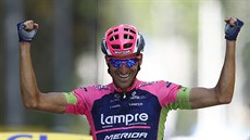 panlský cyklista Ruben Plaza Molina slaví vítzství v estnácté etap Tour de...