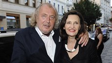 Kristian Kodet s man�elkou