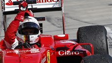 Sebastian Vettel v cíli Velké ceny Maarska