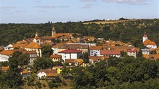 Zajímalo m�, jak se �ije v Moravském Krumlov� - m�st�, které léta t�ilo ze...