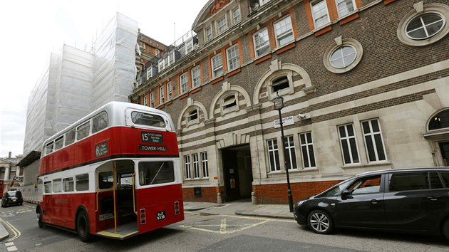 Bval sdlo Scotland Yardu v Londn se pestav na luxusn hotel.