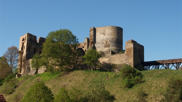 Zřícenina hradu Krakovec.
