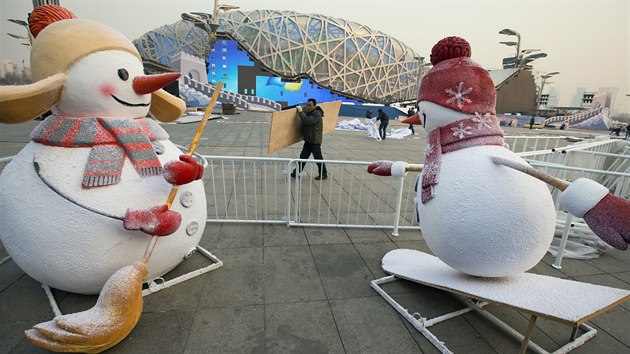 Propagace olympijsk kandidatury Pekingu je vidt na kadm rohu.