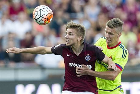 Martin Frýdek junior (v rudém) se bude snait na bájenou bilanci svého otce.