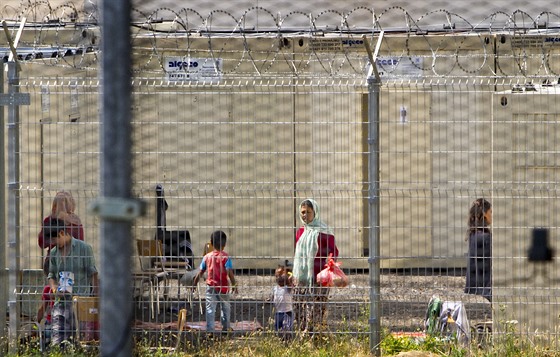 Uprchlíci v Zaízení pro zajitní cizinc v Blé pod Bezdzem.