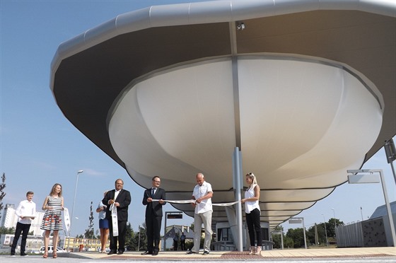 Slavnostní otevení autobusového terminálu v Bruntále (5. srpna 2015).