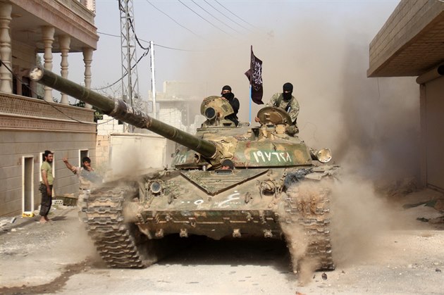 Fronta an-Nusra ovládá rozsáhlé oblasti na severu Sýrie. (28. kv�tna 2015)