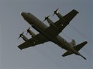 Letoun US NAVY startuje ze základny Incirlik na jihu Turecka. (28. ervence...
