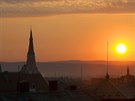 Východ slunce nad olomouckou katedrálou sv. Václava. (7.8.2015)
