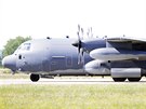 Americký letoun pro speciální operace MC-130J Commando II. odvozený od...