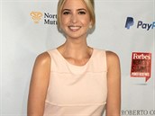 Ivanka Trumpov na sumitu 2015 Forbes Women's Summit v New Yorku v merukovch...