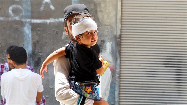 V syrskm mst Arha se ztila vldn sthaka, zahynuly destky lid (3. srpna 2015)