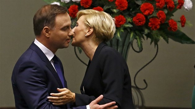 Nov polsk prezident Andrzej Duda sloil ve tvrtek ped zkonodrci v parlamentu psahu a nahradil ve funkci Bronislawa Komorowskho (6. srpna 2015)