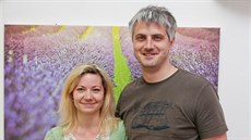 Luká� Drlík a Veronika Pej�ová provozují levandulový statek v Bezd�kov� a...