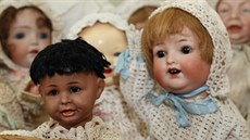 Panenky ze sbírky Jaroslavy Zborníkové jsou k vidní na zámku v Nebílovech.