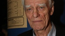 Legendární �eský kaskadér Jaroslav Tomsa slavil osmdesátiny v pra�ském Kin� Mat...