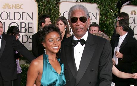 Morgan Freeman a jeho vnuka  E'Dena Hinesová (Beverly Hills, 16. ledna 2005)