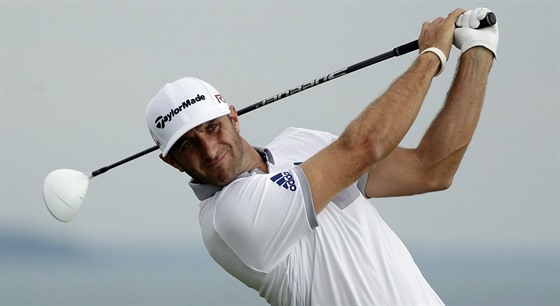 Dustin Johnson v 1. kole PGA Championship.