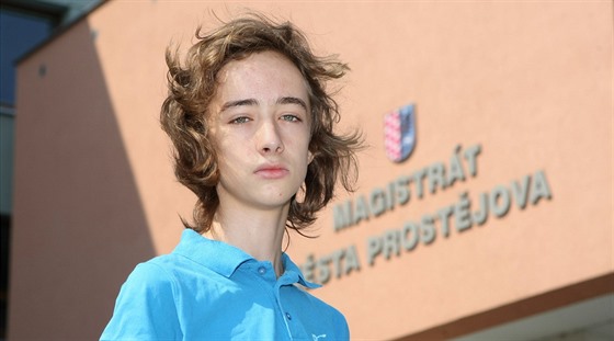 Patnáctiletý Jakub Čech usvědčil radnici Prostějova z porušení petičního zákona.