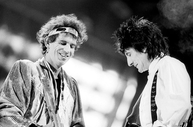Koncert skupiny Rolling Stones v Praze 18. srpna 1990 (Keith Richards a Ronnie...