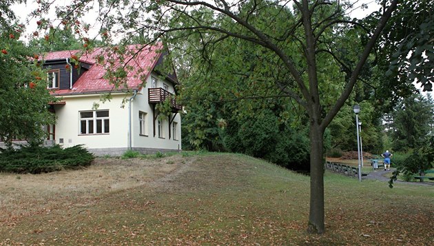 Vila stojí v Jihlav na Lesnov na krásném klidném míst. Podle projektu spolku...