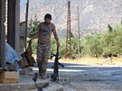 Asadovská vojska ustupují ped radikály. U Zabadání platí klid zbraní....