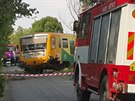 U Byšic a Mělnicku se srazil vlak s traktorem. (10.