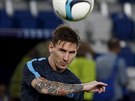 PED SUPERPOHÁREM. Lionel Messi na tréninku Barcelony v Tbilisi.