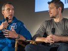 Matt Damon a astronaut Drew Feustel pi besed s diváky.