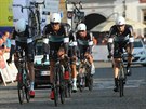 Tým Etixx v cíli asovky na Czech Cycling Tour