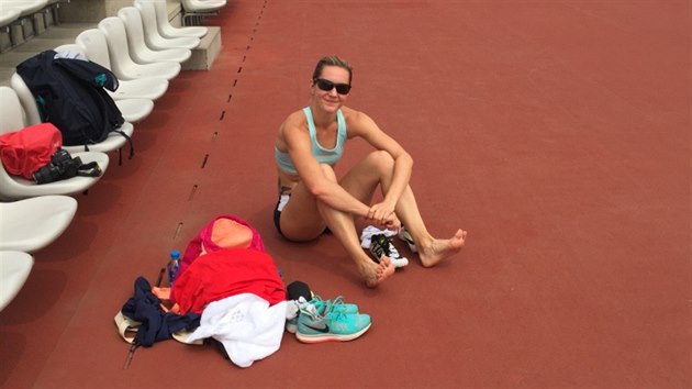 Překážkářka Denisa Rosolová se v Pekingu chystá na mistrovství světa v atletice.