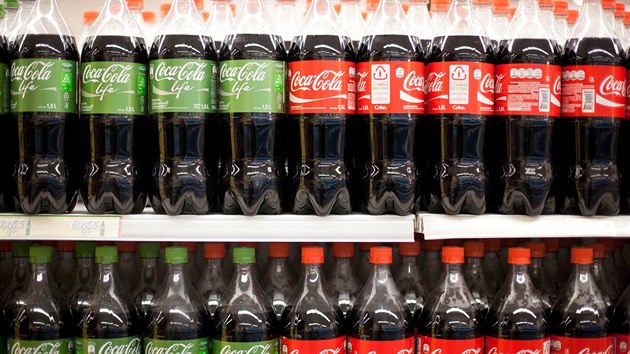 V roce 2013 uvedla Coca-Cola do Argentiny a dalch zem nov npoj Life, kter se svm sloenm (cukr a stevia) i vzhledem sna zmnit vnmn znaky jako zdrav prospn.