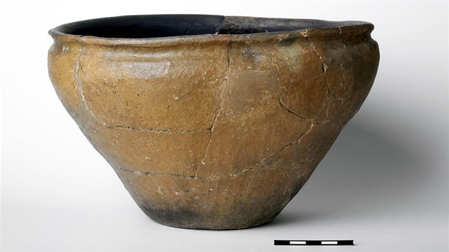 Archeologové u Plotišť nad Labem narazili na pozůstatky hutí z doby římské. V Čechách je to unikátní objev.