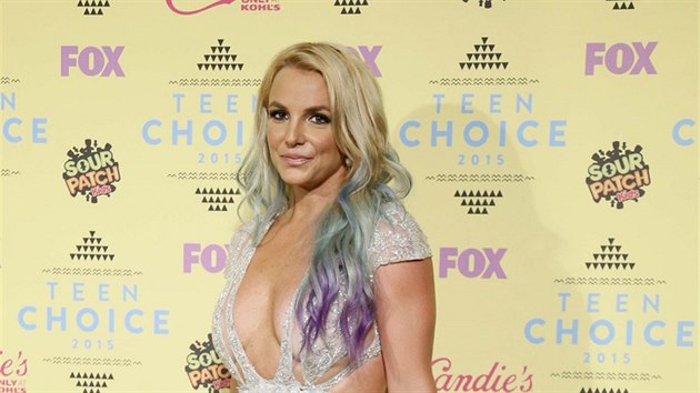 Britney Spears na Teen Choice Awards (Los Angeles, 16. srpna 2015)