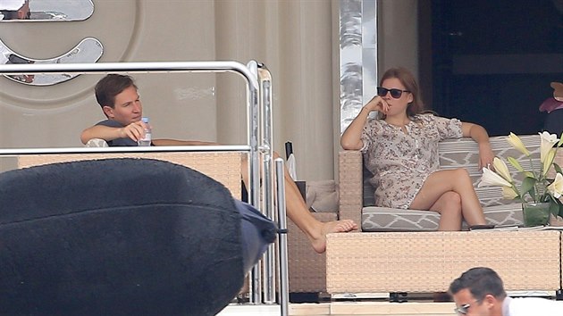Princezna Beatrice a jej ptel Dave Clark na jacht Eclipse miliarde Romana Abramovie (Ibiza, 7. srpna 2015)