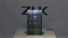 Prototyp smartphonu s prhledným displejem od znaky ZUK.