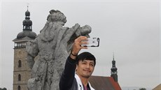 Vít�z sout�e Mister International 2014 Neil Perez z Filipín p�ijel do �eských...