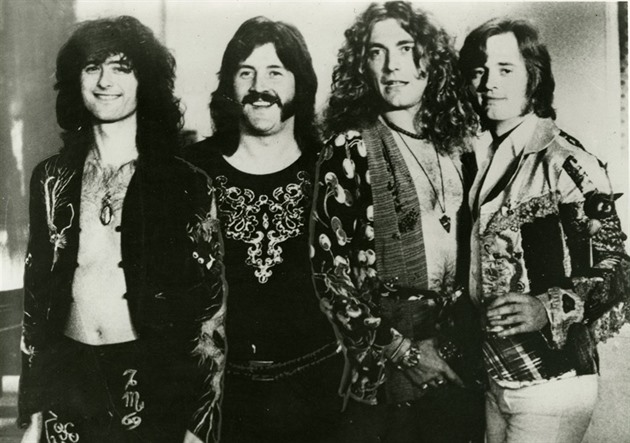 Skupina Led Zeppelin melodii své písně neukradla, rozhodl soud - iDNES.cz