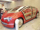 Prototypy zkrachovalé karosárny Bertone míí do aukce. (2005 Bertone Cadillac...