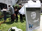 Poh�eb Olgy Joklov� se odehr�val na malebn�m hradu Ro�tejn� nedaleko Tel�e....