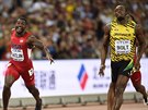 TSNÝ FINI. Usain Bolt poráí Jusitna Gatlina ve finále stovky na MS v Pekingu.