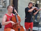 Pouliní muzikanti na eské ulici v Brn.
