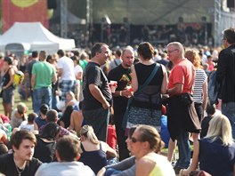 Festival na míst získal certifikát "istého festivalu", v areálu se tídil...