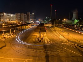 Takhle vypadá mstská rychlostní zkouka pi Barum Rallye. Snímek pochází z...