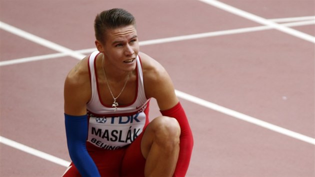 Sprinter Pavel Maslák ukonil své vystoupení na MS v Pekingu u v rozbhu.