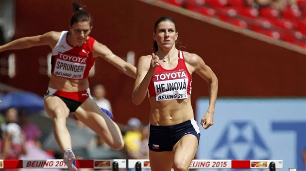 Zuzana Hejnov vyhrla v Pekingu svj rozbh zvodu na 400 metr pekek.
