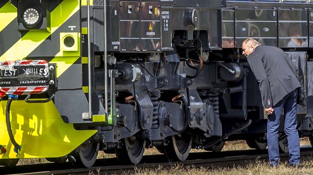 Jubilejn� st� modernizovan� lokomotiva s ozna�en�m 774.7.