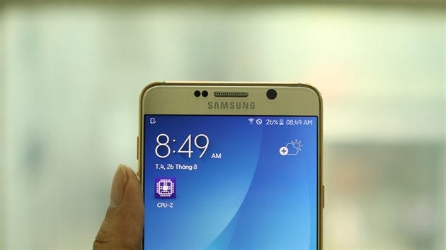 Pozlacen Samsung Galaxy Note 5