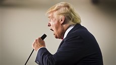 Donald Trump na předvolebním mítinku v Iowě (25. srpna 2015)